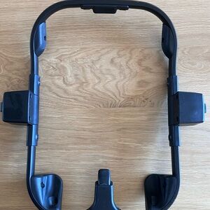Nuna carseat adaptor for uppababy stroller